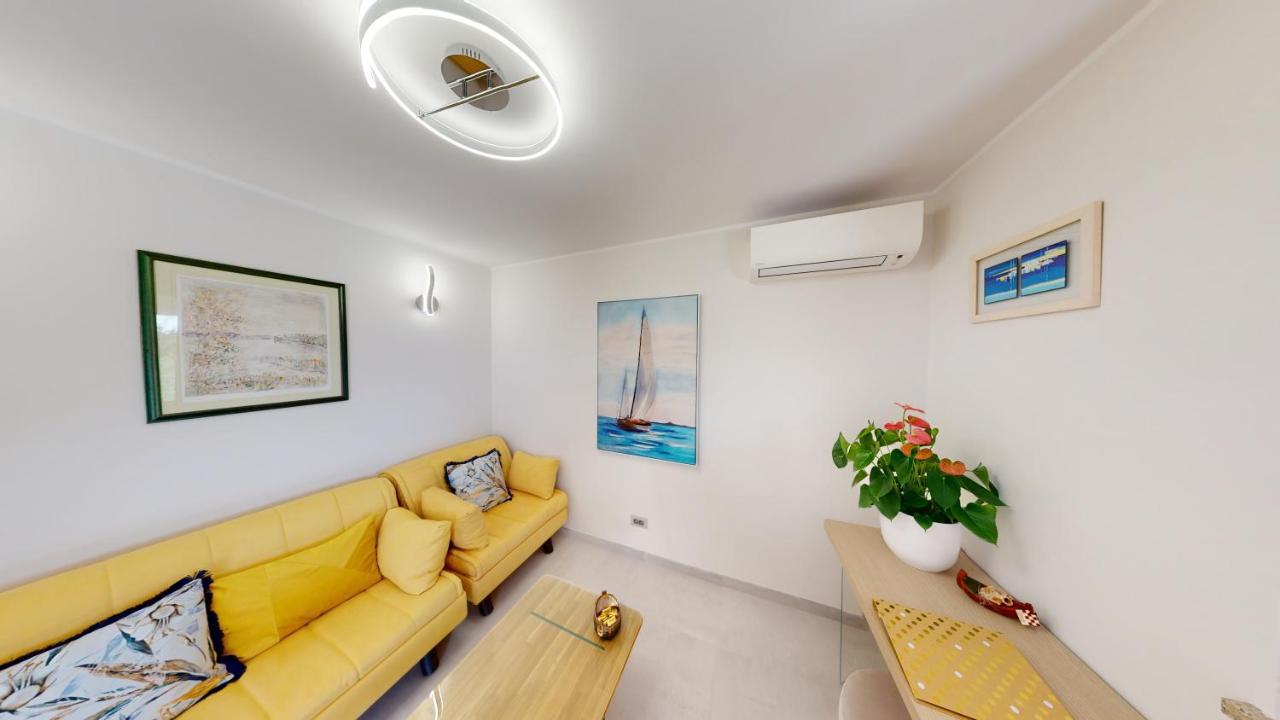 Design Apartment Emerald Viskovo Exterior photo